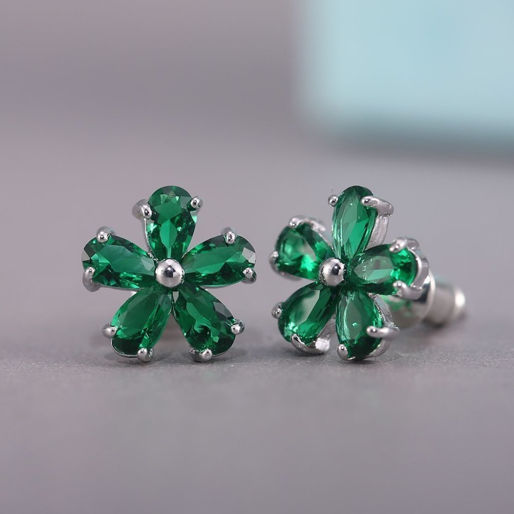 💎Beautiful Tiny Plum Blossom Zircon Dainty Stud Earrings forUNVN12460
